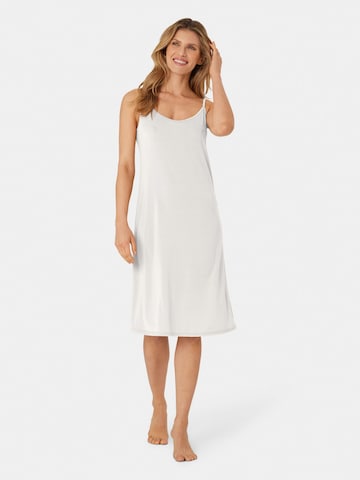 Chemise de nuit 'MaHonni' Masai en blanc : devant