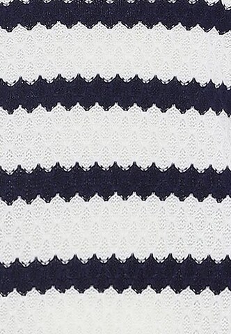 Pullover di aleva in bianco