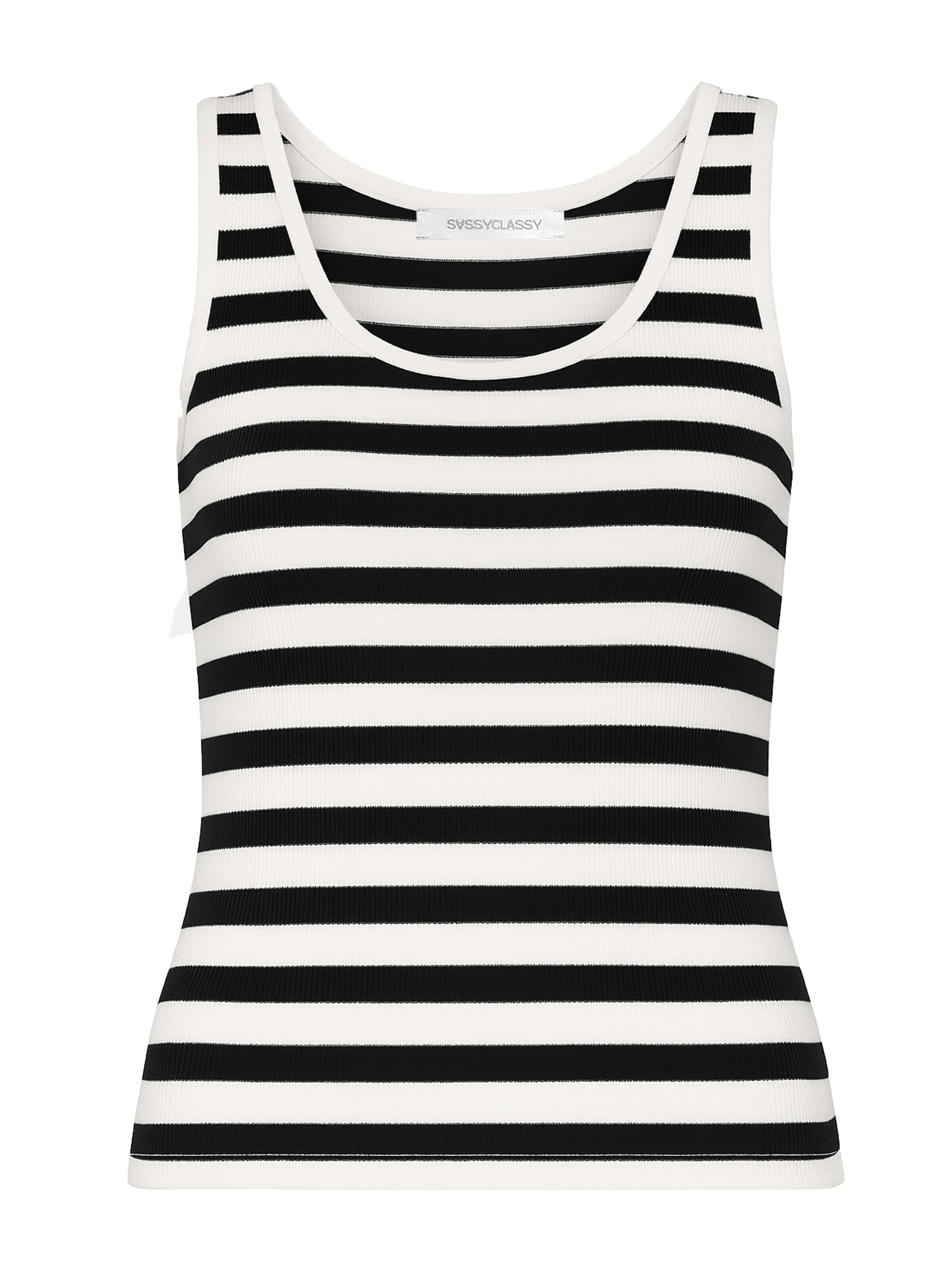 SASSYCLASSY Shirt in White: front