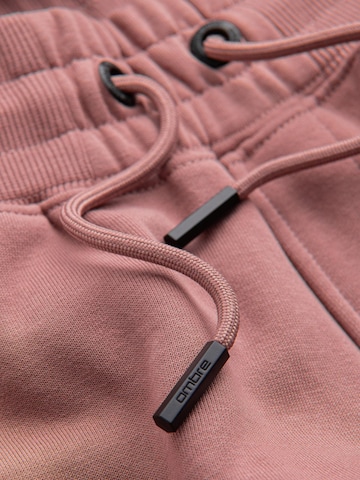 Ombre Regular Sports trousers in Pink