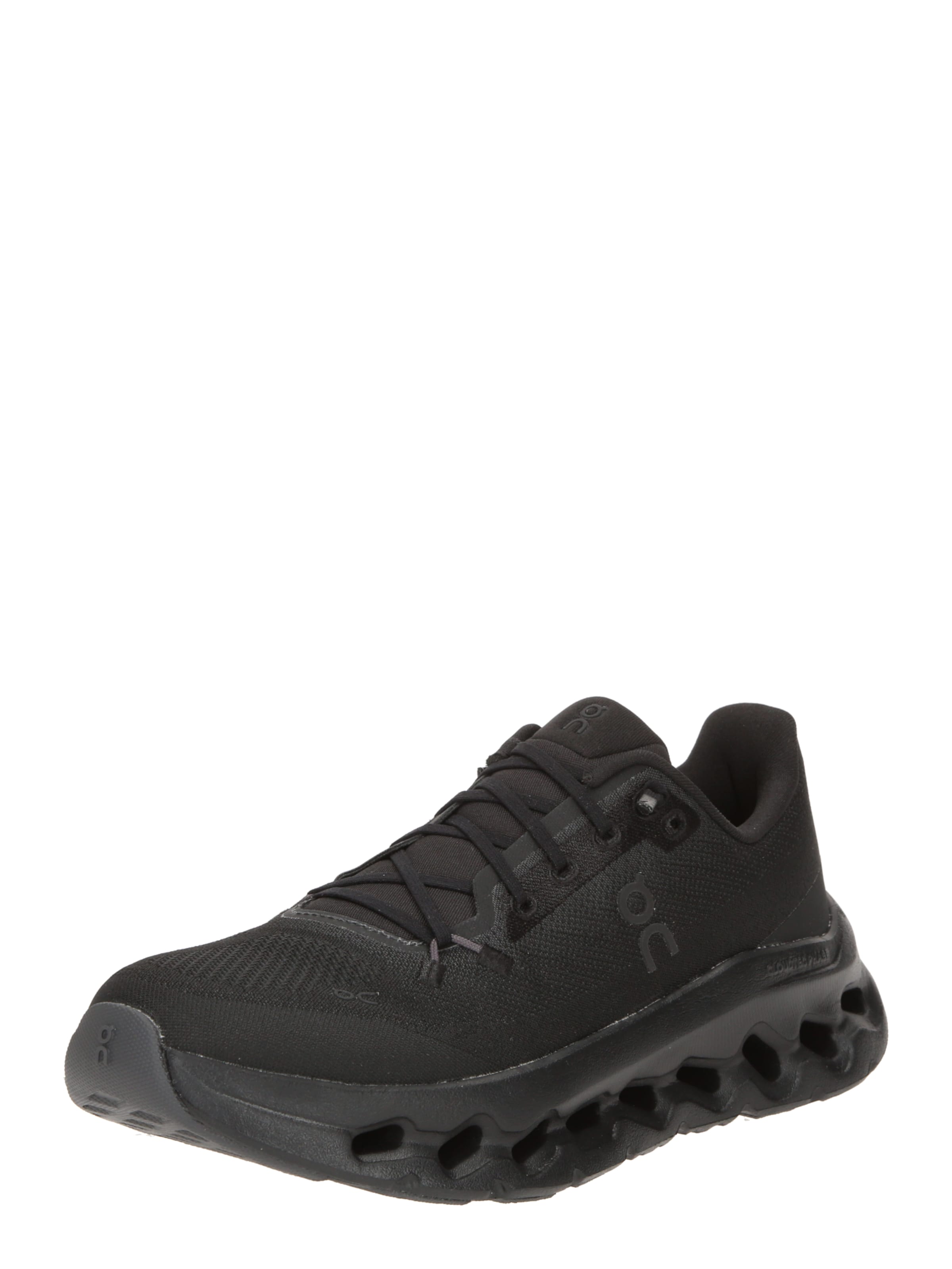 On Platform trainers 'Cloudtilt' in Black: front