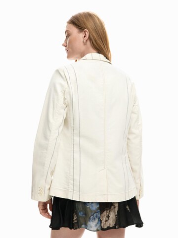 Desigual Blejzr – bílá