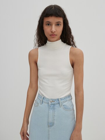 EDITED Top 'Lara' in White: front