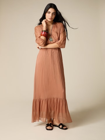 Robe oltre en marron