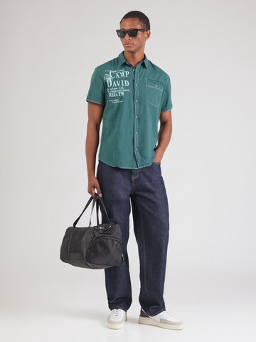 Coupe slim Chemise CAMP DAVID en vert