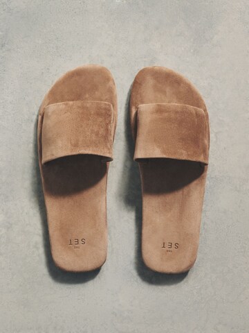 The Set Mule in Beige