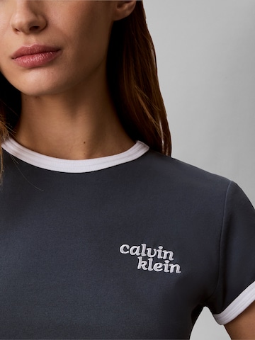 Calvin Klein Jeans Regular T-Shirt in Blau
