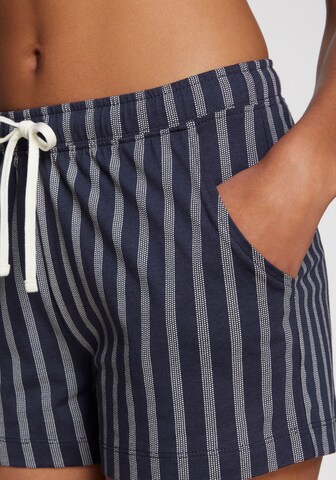 VIVANCE Pyjamashorts in Blau