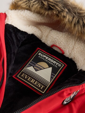 Completo funzionale di Superdry & Co in rosso