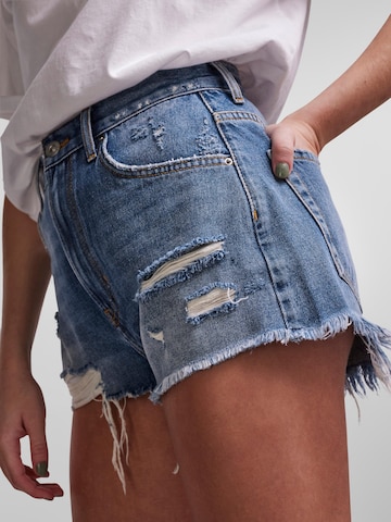 PIECES Regular Jeans 'VACAY' in Blue