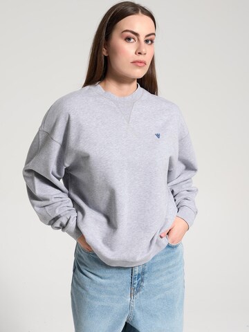 NOWIHT Sweatshirt 'Melisande' i grå