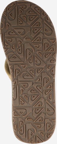 QUIKSILVER - Sandalias de dedo 'Carver' en marrón