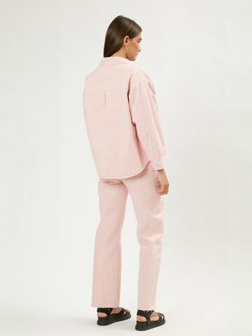 Influencer Between-Season Jacket in Pink