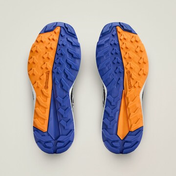 ADIDAS BY STELLA MCCARTNEY Boots 'Free Hiker' σε λευκό
