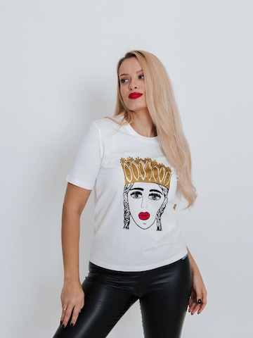 RADADA Shirt 'GIRL WITH GOLDEN CROWN' in Weiß