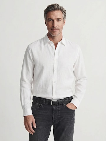 Portland Outerwear Company Regular Fit Skjorte i hvid: forside