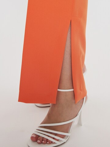 Regular Pantalon à plis 'Pabari ' Ana Alcazar en orange