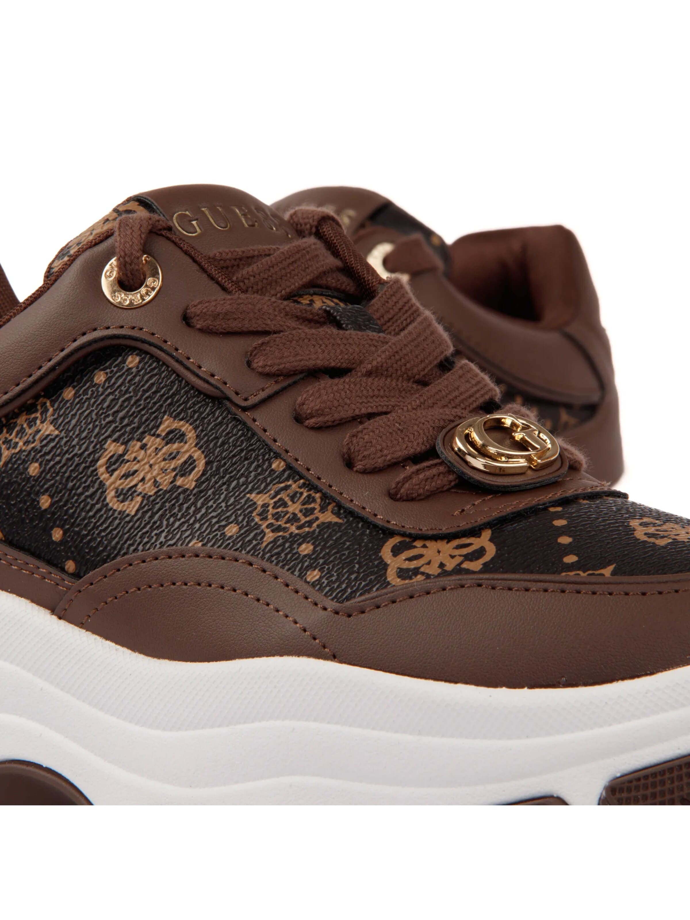Scarpa stringata 'Berrett' di GUESS in marrone