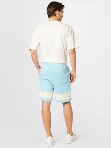 Ball Regular Shorts in Blau