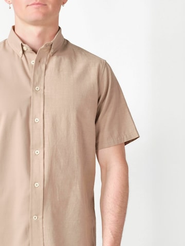 Regular fit Cămașă ' Mikkel ' de la Klitmøller Collective pe bej