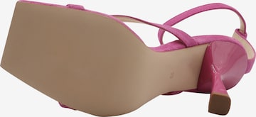 faina Sandalen met riem in Roze