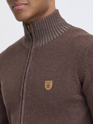 INDICODE JEANS Gebreid vest 'Andy' in Bruin