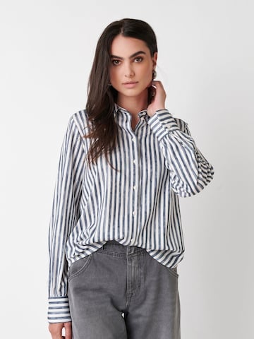 DESOTO Blouse 'Lizzy' in Blauw: voorkant