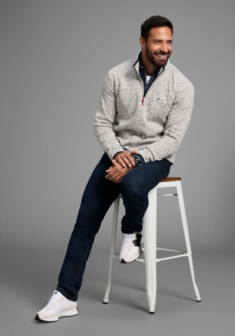 Man's World Sweatshirt in Grey
