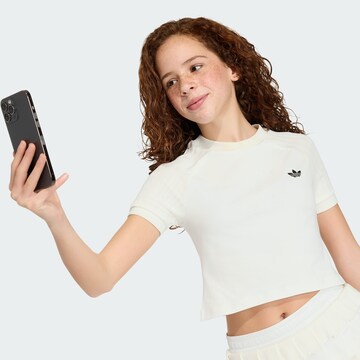 T-Shirt ADIDAS ORIGINALS en blanc