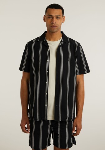 CHASIN' Comfort fit Button Up Shirt 'Doby.S Seers' in Black