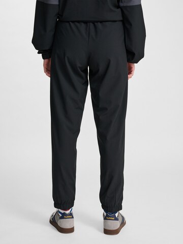 Hummel Tapered Broek in Zwart