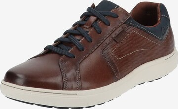 Baskets basses CLARKS en marron : devant