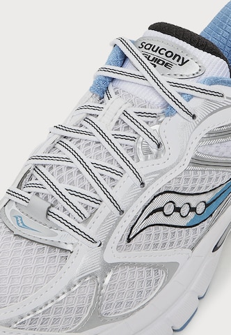 Sneaker bassa 'PROGRID GUIDE 7' di saucony in bianco