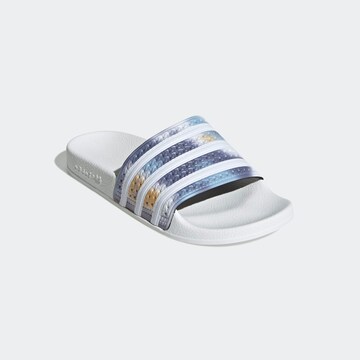 ADIDAS ORIGINALS Pantolette 'Adilette' in Weiß