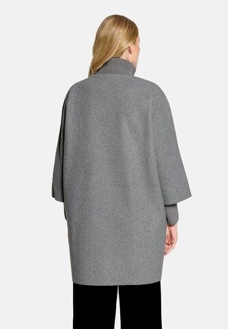 Cappotto invernale di Betty Barclay in grigio
