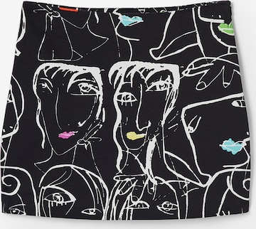 Jupe Desigual en noir : devant