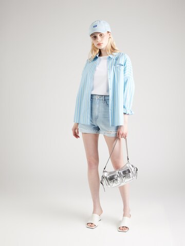PIECES Regular Shorts  'PCAMER' in Blau
