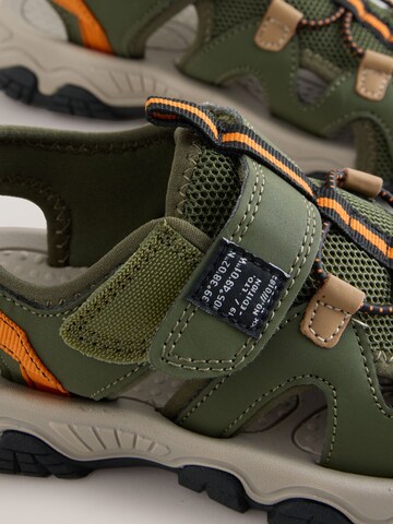 Next Buty otwarte w kolorze zielony