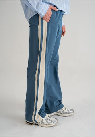 Prohibited Regular Broek in Blauw