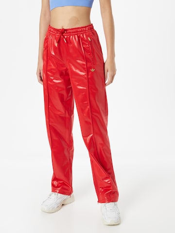 ADIDAS ORIGINALS - regular Pantalón de pinzas 'Firebird' en rojo: frente