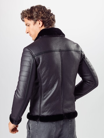 BRAVE SOULRegular Fit Prijelazna jakna - crna boja