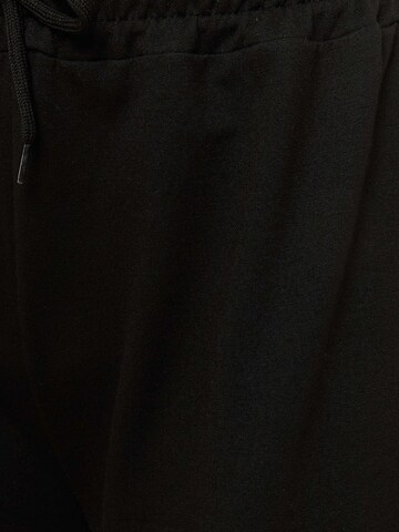 Loosefit Pantaloni di Hiccup in nero