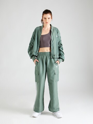 ADIDAS ORIGINALS Topp i grå