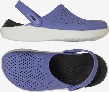 Crocs Sandals & High-Heeled Sandals in 38 in Blue: front