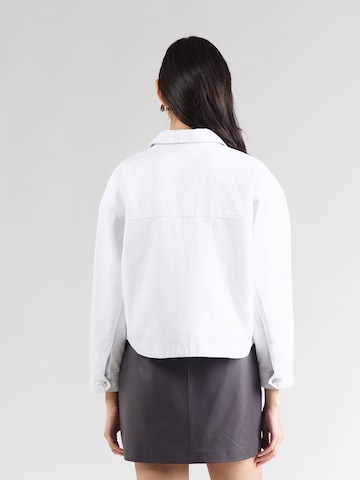 balts VERO MODA Starpsezonu jaka 'VMJAMIE'