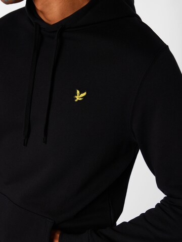 Lyle & Scott Свитшот в Черный