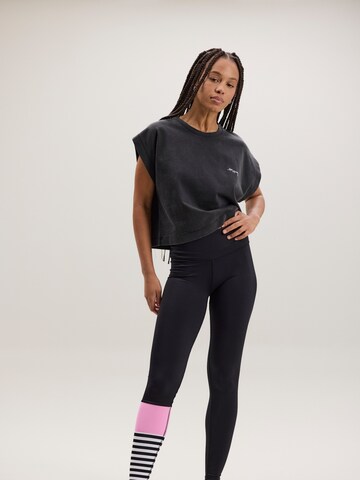 Hey Honey - Camiseta talla grande 'Cropped' en negro: frente