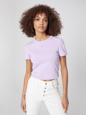 Daahls by Emma Roberts exclusively for ABOUT YOU - Camisa 'Anja' em roxo: frente