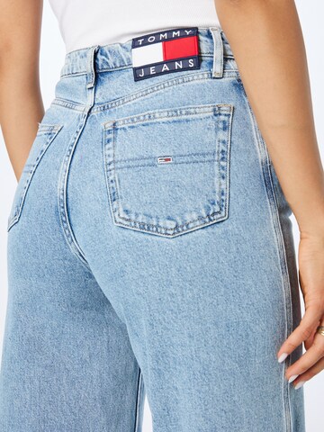 Tommy Jeans - Pierna ancha Vaquero 'Claire' en azul