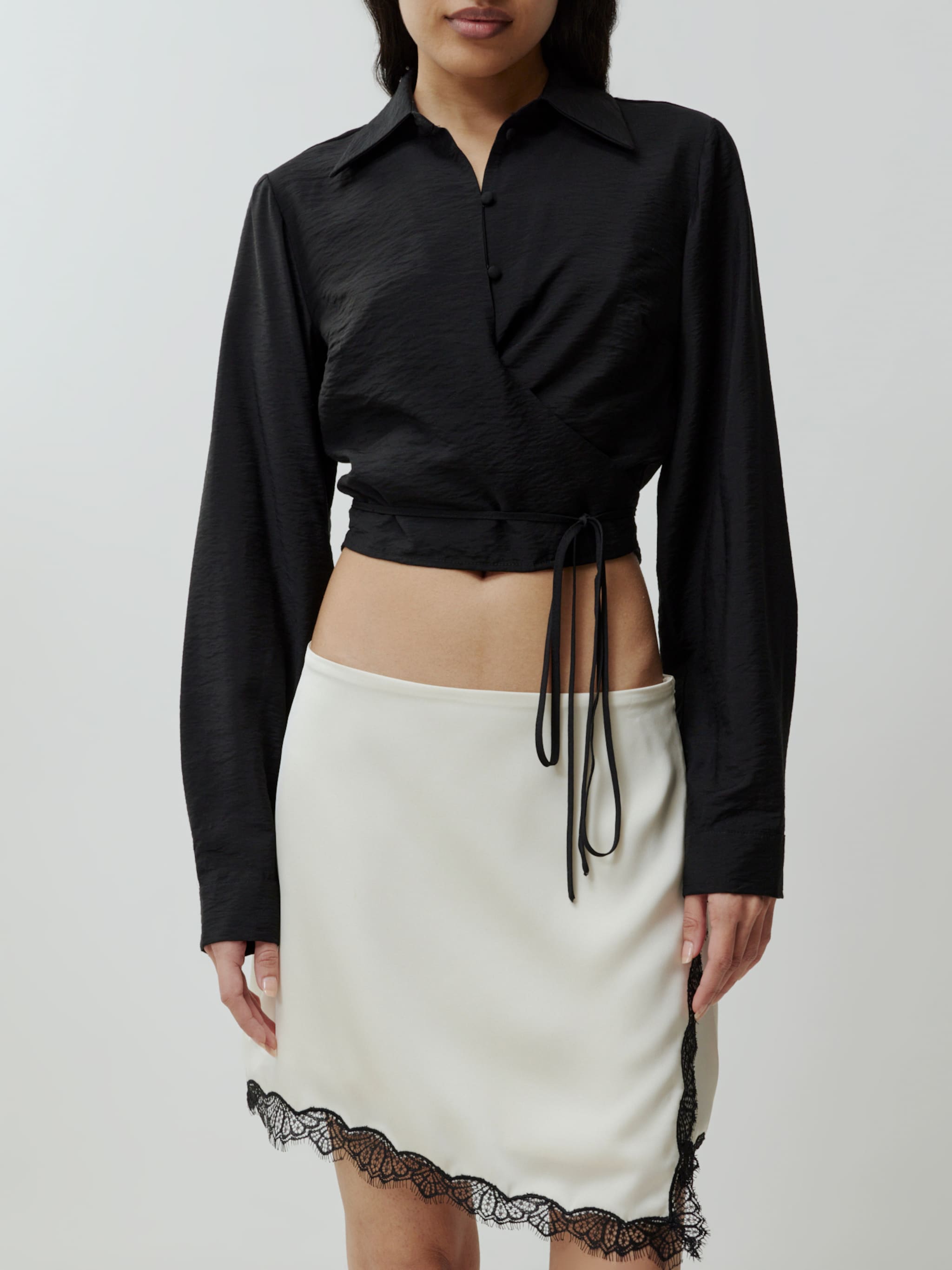 EDITED Producten Blouse 'Mafalda' Zwart